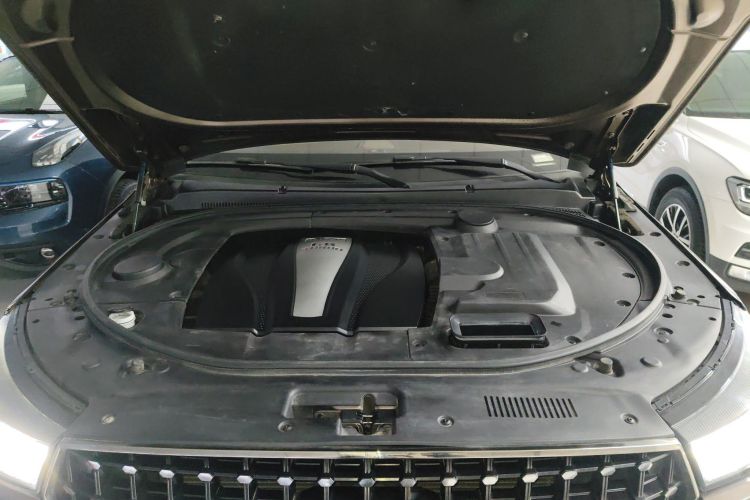 众泰T700 2017款 1.8T 双离合尊贵型机舱底盘24