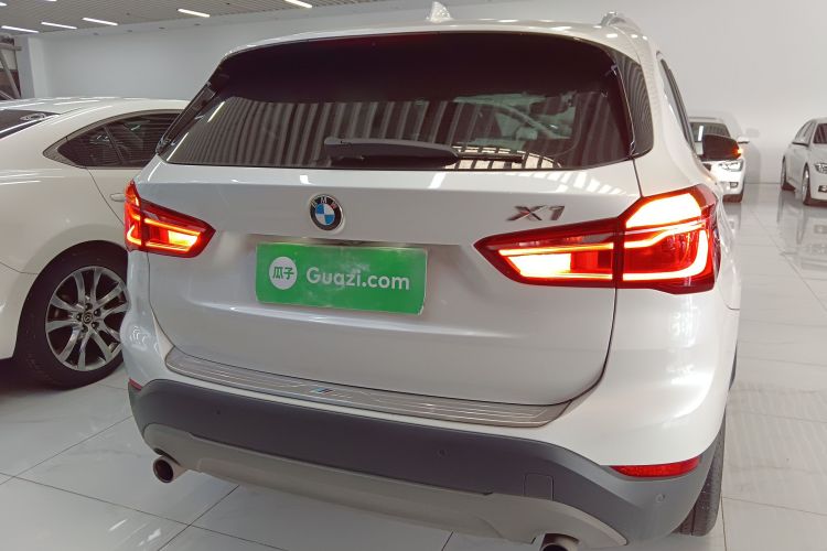 宝马X1 2018款 sDrive20Li 领先型车身外观6004