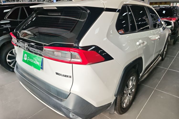 丰田 威兰达 2020款 2.0L CVT两驱豪华版车身外观7