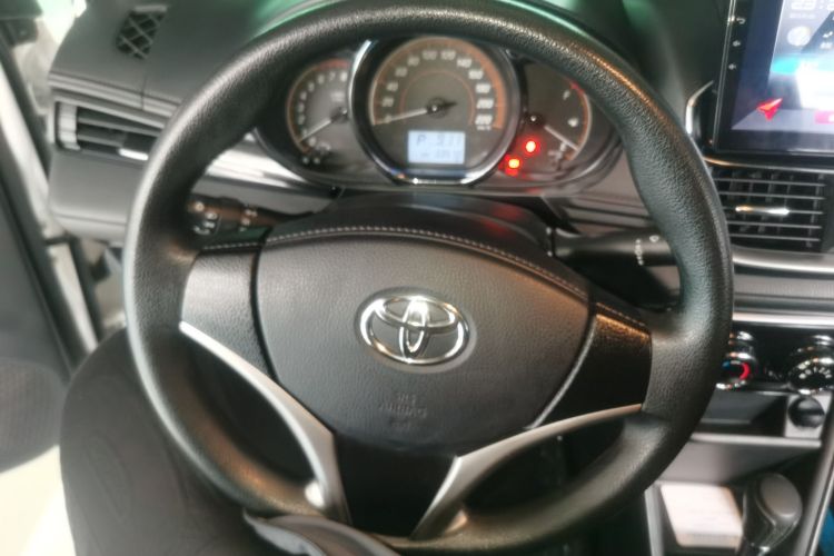 丰田 YARiS L 致享 2020款 1.5L CVT豪华版中控内饰13