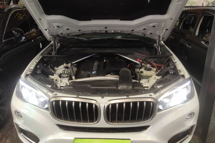 宝马X6 2017款 xDrive35i 领先型机舱底盘24