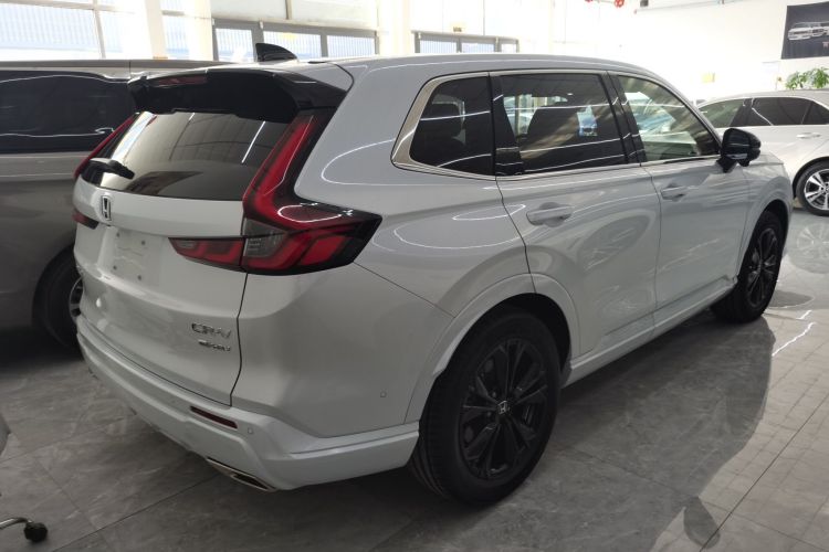 本田CR-V新能源 2023款 2.0L e:PHEV 领耀版车身外观7
