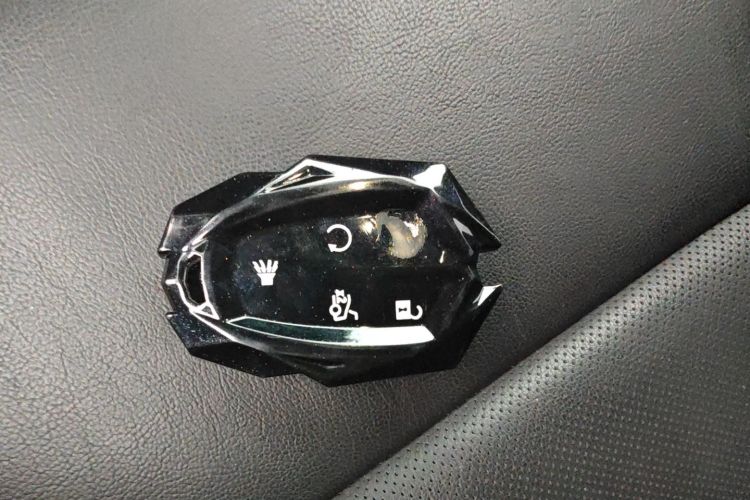 凯迪拉克XT5 2022款 2.0T 四驱豪华型（蜂鸟版）中控内饰11