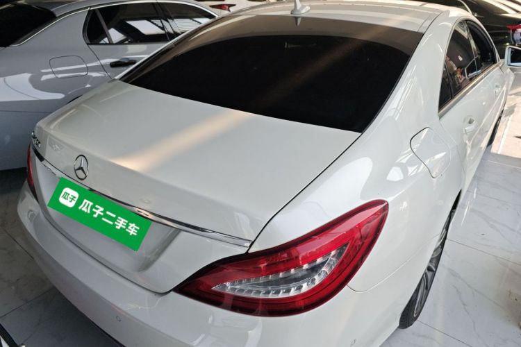 奔驰CLS 2016款 CLS 260 逸彩版车身外观7
