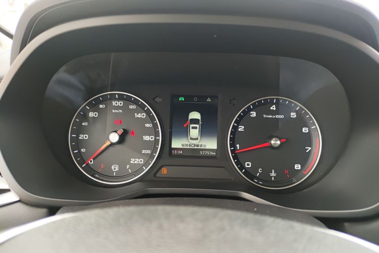 荣威i5 2020款 1.5L 手动4G互联领豪旗舰版中控内饰14