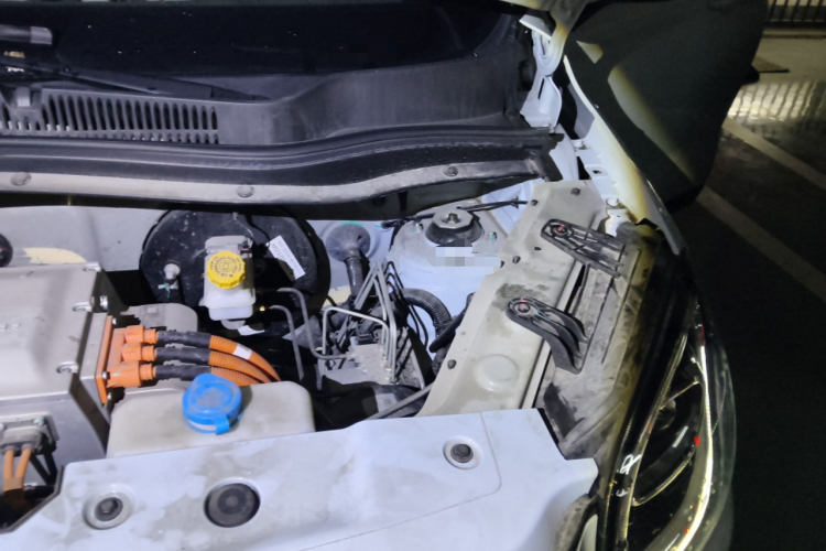 零跑汽车 零跑T03 2023款 403智享版局部细节9007