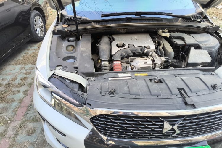 DS 4S 2016款 1.6T 自动智享科技版THP160局部细节9006