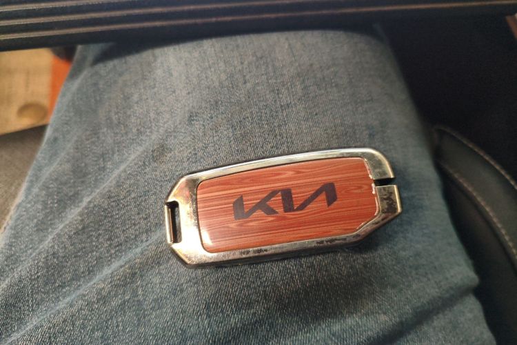 起亚K3 2021款 改款 1.5L CVT时尚版中控内饰11