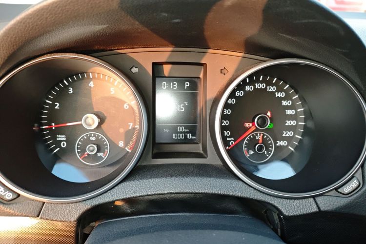 大众 高尔夫 2012款 1.6 自动舒适型中控内饰14