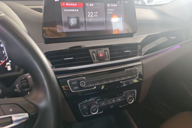 宝马X1 2022款 sDrive25Li 领先型中控内饰16