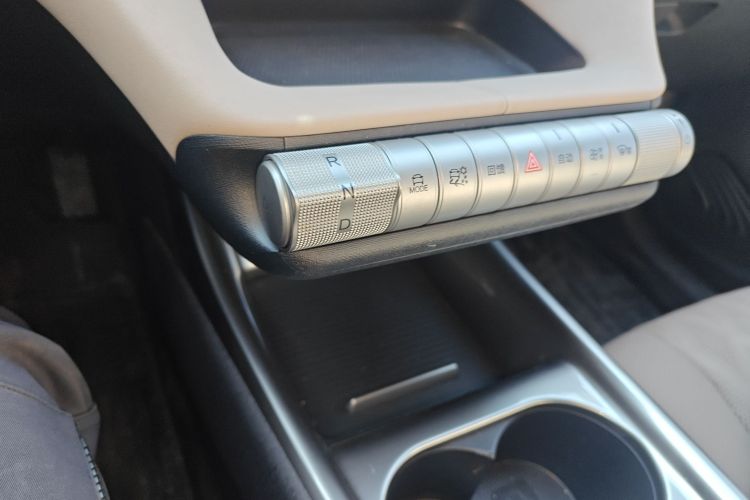 比亚迪 海豚 2023款 420km 时尚版中控内饰18