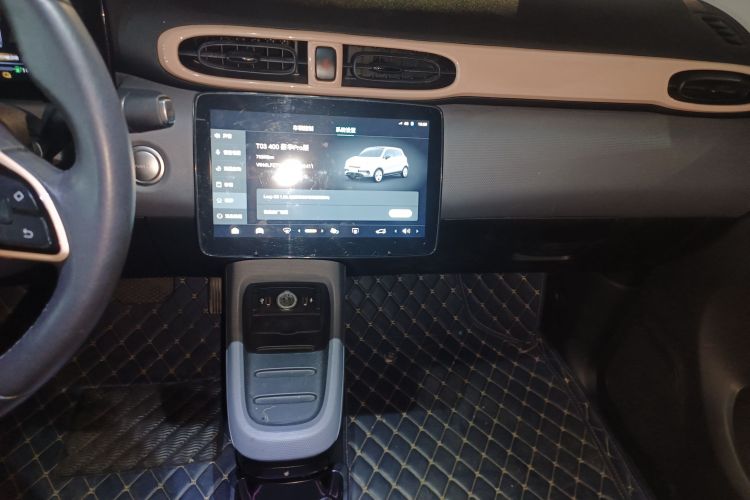 零跑汽车 零跑T03 2021款 400豪华Pro版中控内饰16