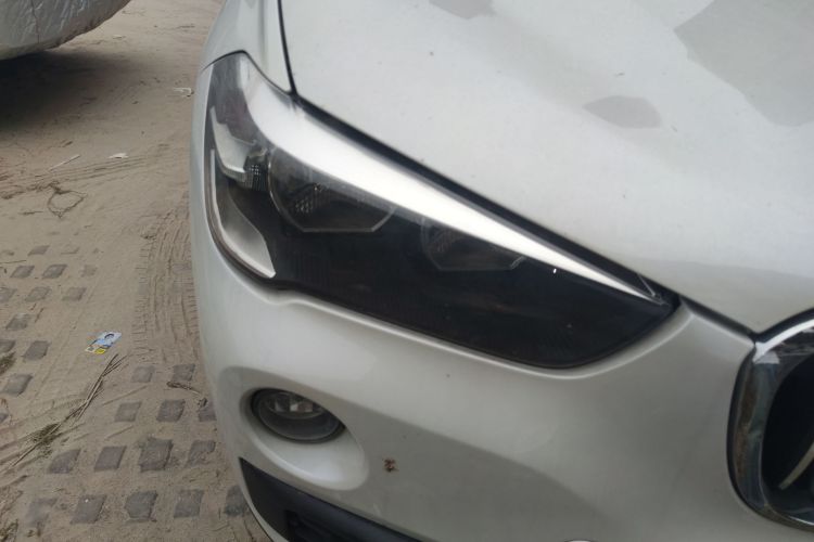 宝马X1 2018款 sDrive18Li 时尚型车身外观8