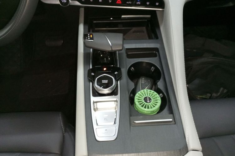 长安CS75 PLUS 2024款 第三代 冠军版 1.5T 智驾劲航型局部细节18