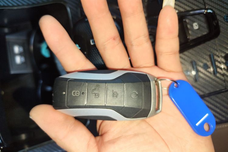 比亚迪 汉 2020款 DM 四驱性能版豪华型中控内饰11