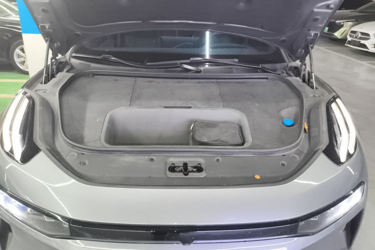 极氪001 2024款 WE版 100kWh 后驱局部细节24