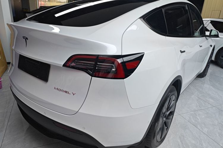 特斯拉 Model Y 2023款 长续航全轮驱动版车身外观6006