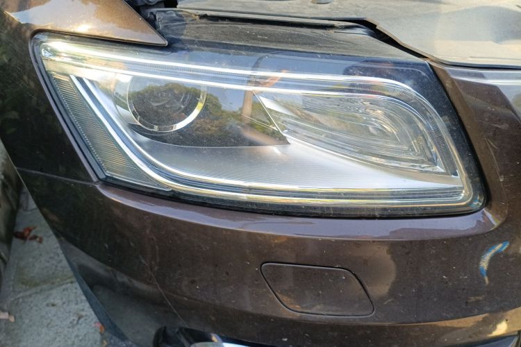 奥迪Q5 2013款 40 TFSI 进取型车身外观6006