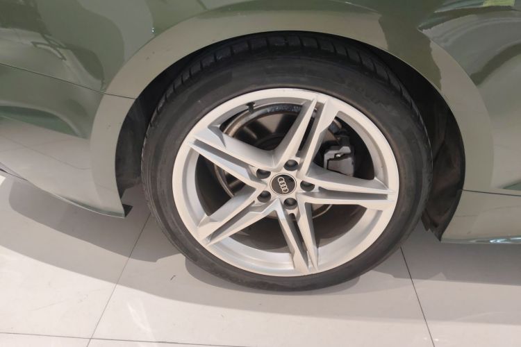 奥迪A5 2022款 Coupe 40 TFSI 时尚动感型车身外观6008