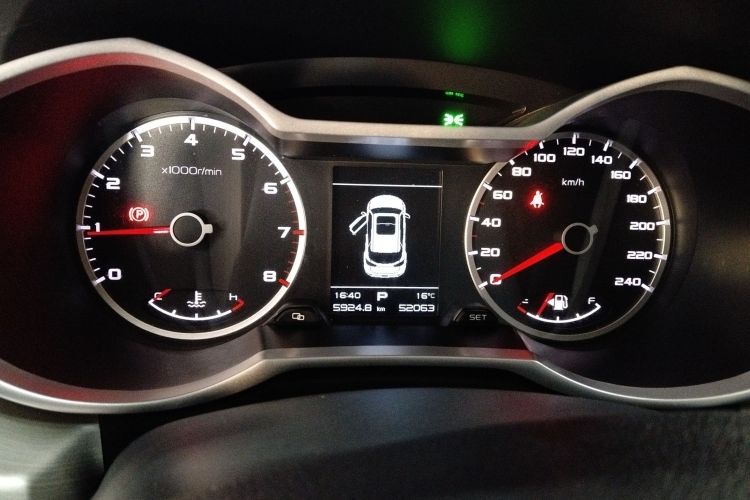 吉利汽车 博越 2020款 1.8TD DCT两驱智雅型中控内饰14