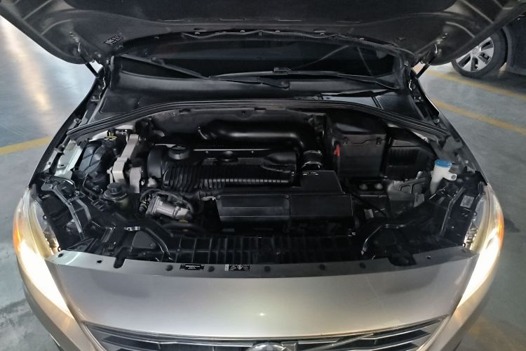 沃尔沃S60 2014款 S60L 2.0T 智远版局部细节24