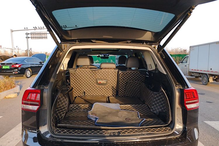 大众 途昂 2020款 改款 380TSI 四驱豪华版机舱底盘23