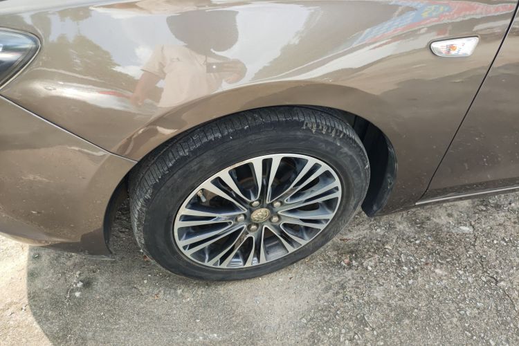 别克 英朗 2017款 15N 自动豪华型车身外观6006