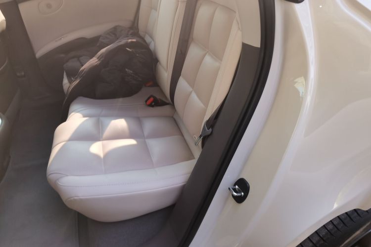 智己汽车 智己LS6 2023款 Max 标准版中控内饰21