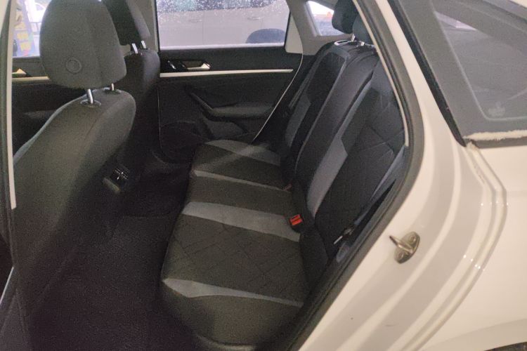 大众 朗逸 2023款 1.5L 自动得逸版中控内饰7004