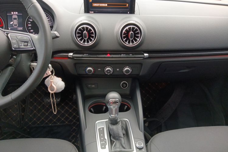 奥迪A3 2020款 改款 Limousine 35 TFSI 进取型 国VI中控内饰16