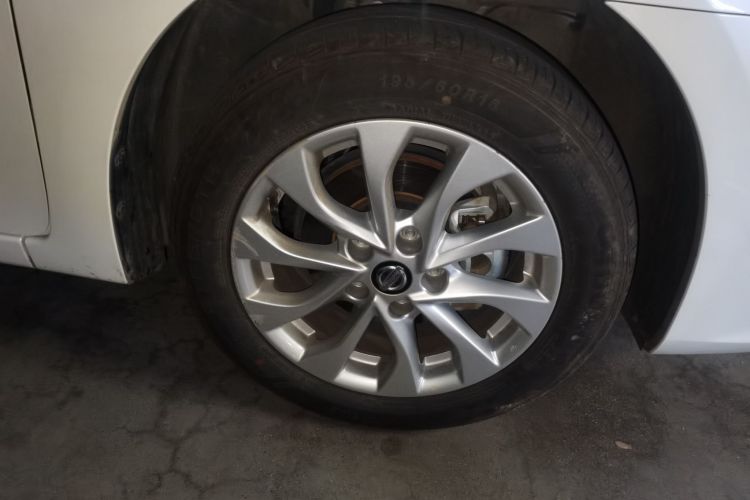 日产 轩逸 2022款 经典 1.6XE CVT舒适版车身外观10