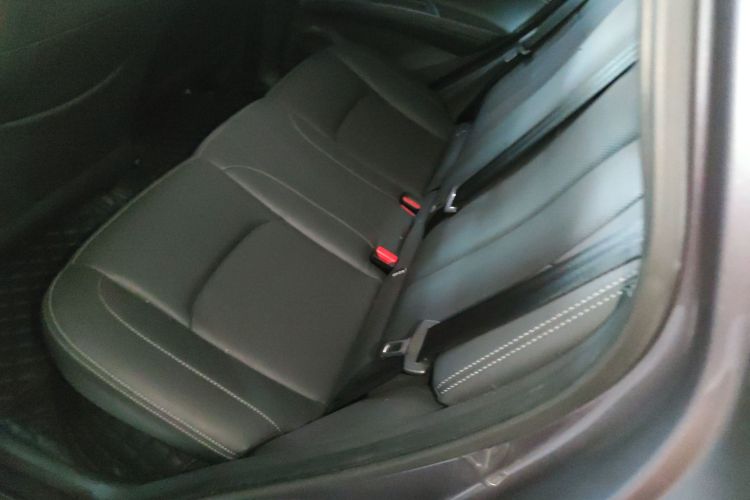 哪吒汽车 哪吒V 2022款 Pro 长续航智享版中控内饰21