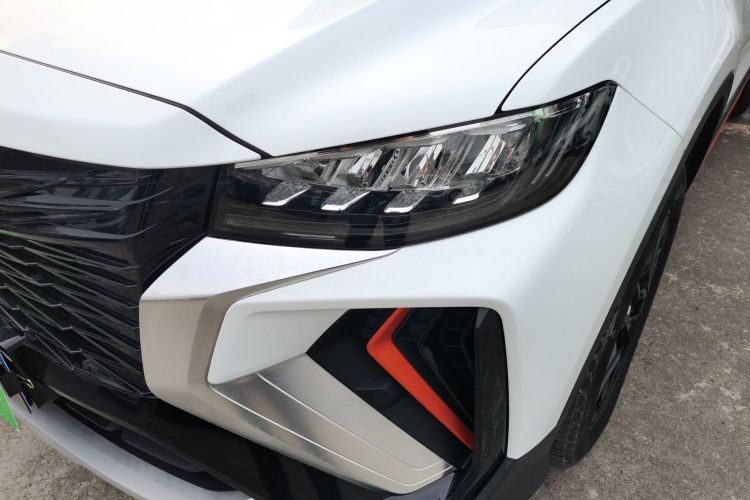 吉利汽车 2022款 博越X 1.8TD DCT智慧型局部细节36