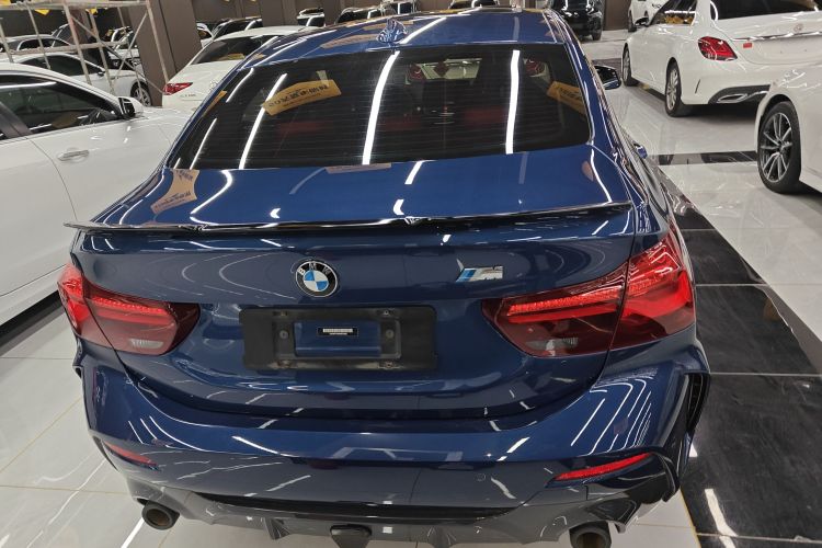 宝马1系 2023款 125i M运动曜夜版车身外观6004