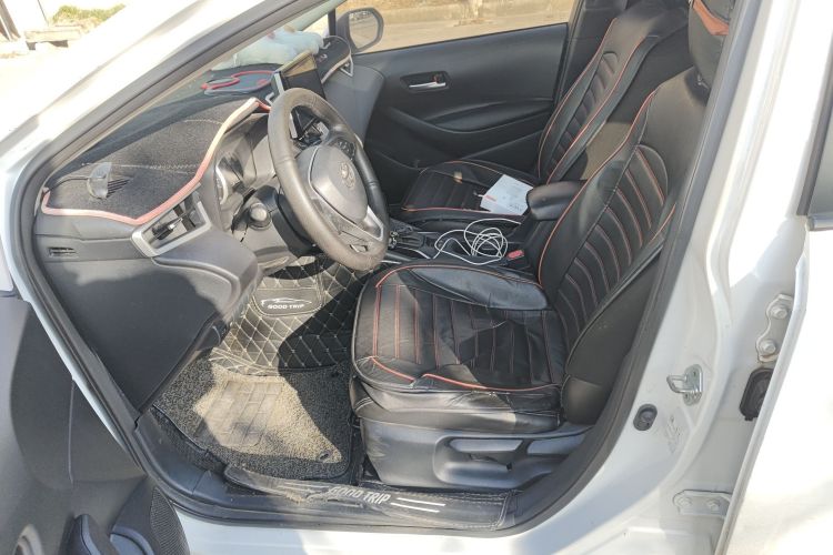 丰田 卡罗拉 2019款 1.2T S-CVT GL-i精英版中控内饰19