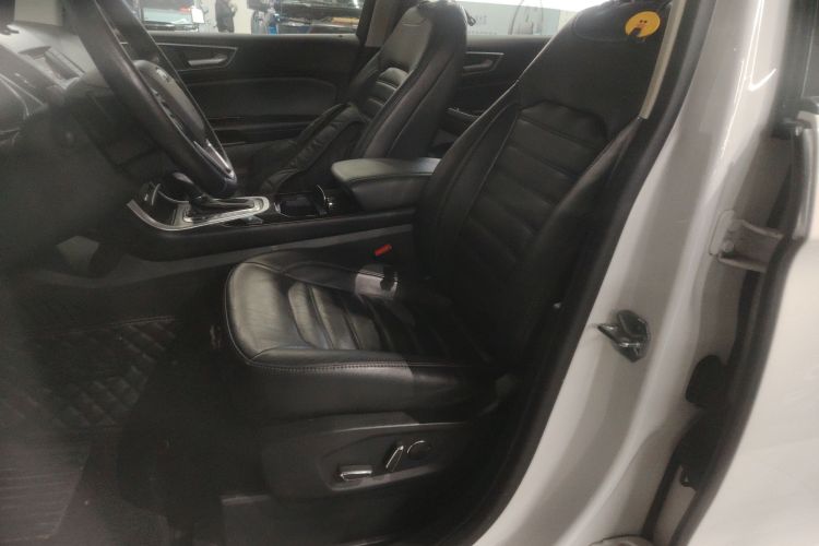 福特 锐界 2018款 改款 EcoBoost 245 两驱铂锐型 5座 国V局部细节19