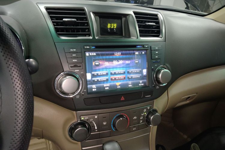 丰田 汉兰达 2012款 2.7L 两驱5座精英版中控内饰16