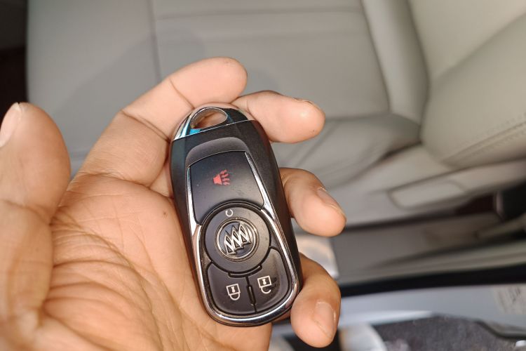 别克GL8 2018款 ES 28T 舒适型 国VI中控内饰11