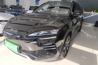 比亚迪 宋PLUS新能源 2025款 EV 智驾版 520km 尊贵型