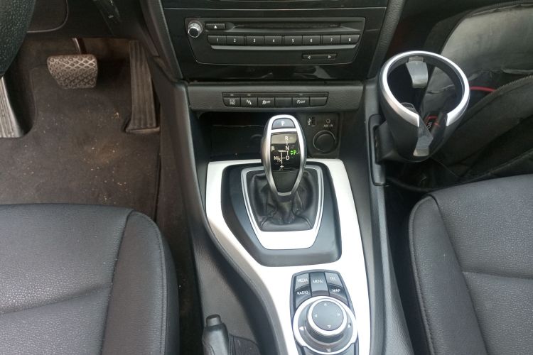 宝马X1 2014款 sDrive18i 领先型中控内饰18