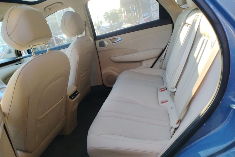 鸿蒙智行 尚界H5 2025款 纯电 Max 长续航中控内饰21