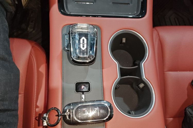 鸿蒙智行 问界M5 2024款 增程 Max RS 四驱高阶智驾版中控内饰18