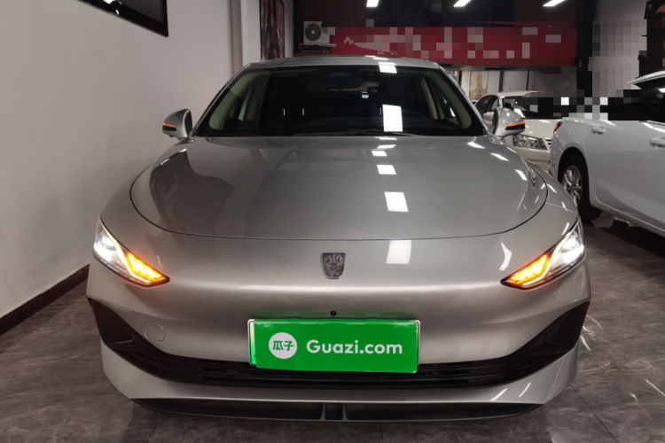 荣威D7 2023款 DMH 125km 旗舰版车身外观2