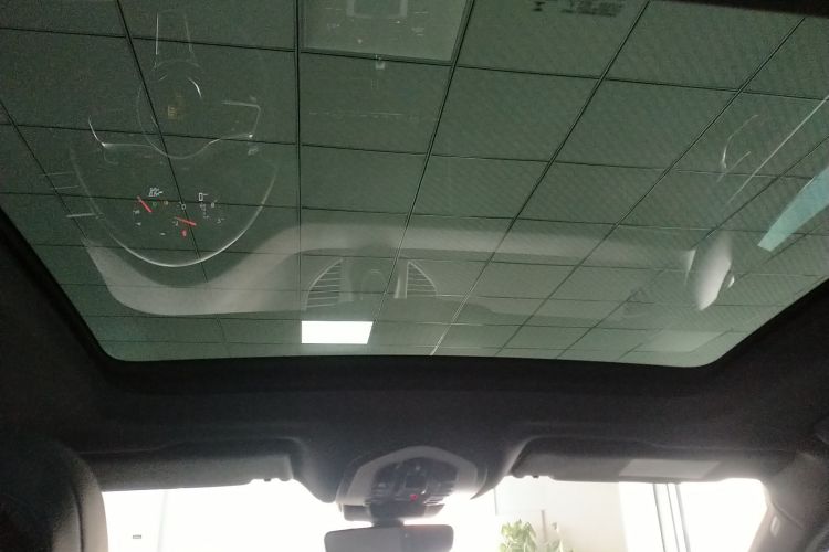 保时捷 2021款 Macan 2.0T中控内饰22