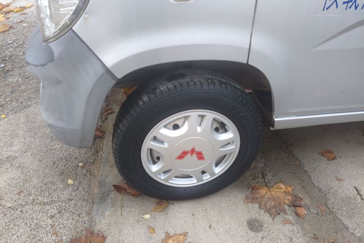 五菱汽车 五菱之光 2015款 1.2L 实用型LSI车身外观6002