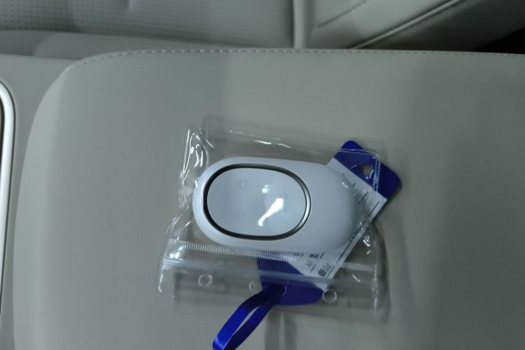 蔚来ES6 2024款 75kWh中控内饰7001