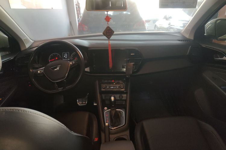 捷达VS5 2019款 280TSI 自动荣耀型中控内饰7002