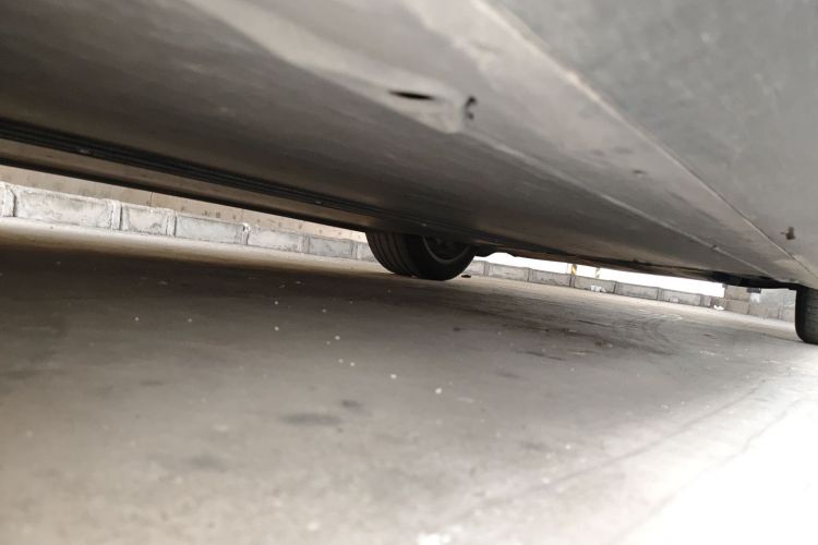 特斯拉 Model Y 2022款 长续航全轮驱动版局部细节9002