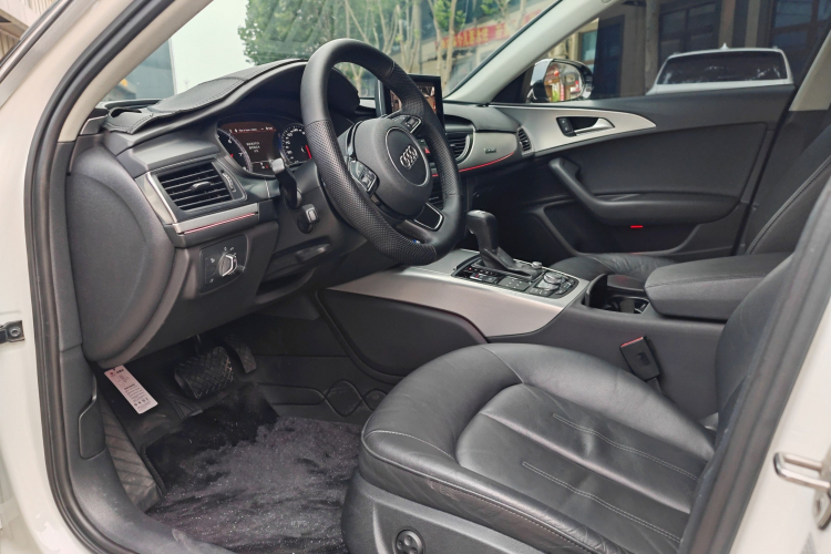 奥迪A6L 2016款 45 TFSI quattro 运动型中控内饰7003