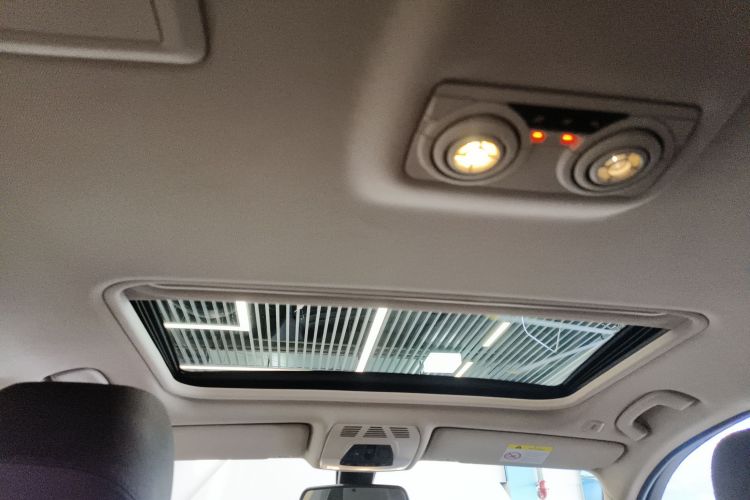 宝马3系 2019款 320Li 时尚型中控内饰22